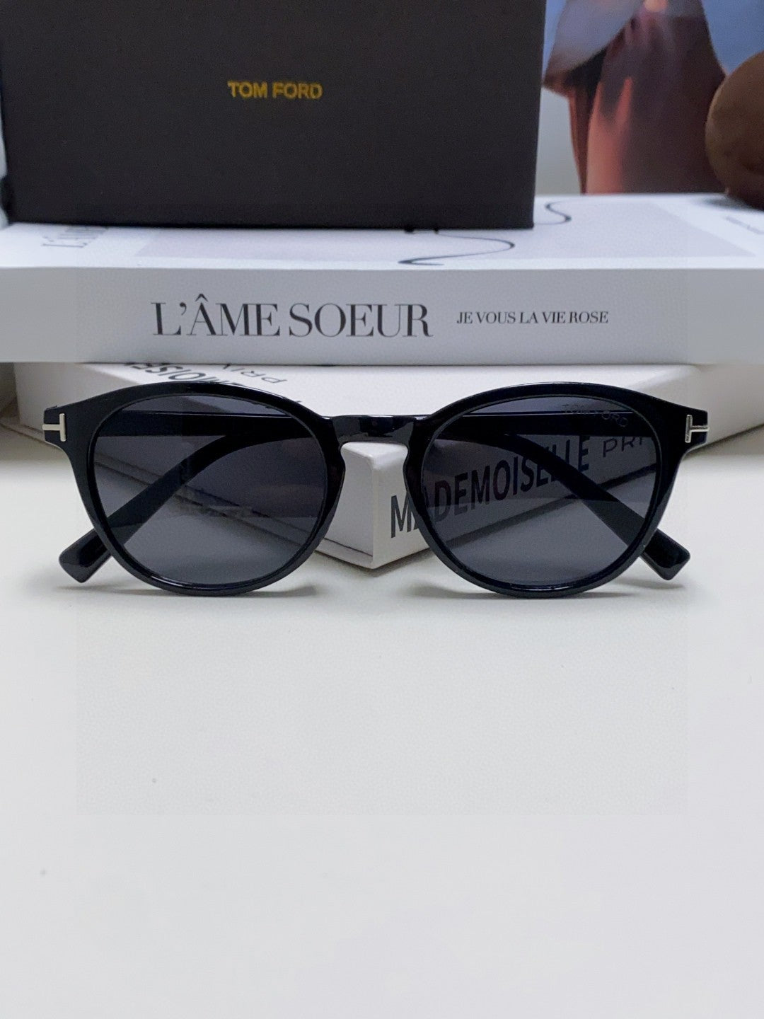 Tom Ford Polarized Round Black Lens Sunglasses for Men & Women - detail image 8