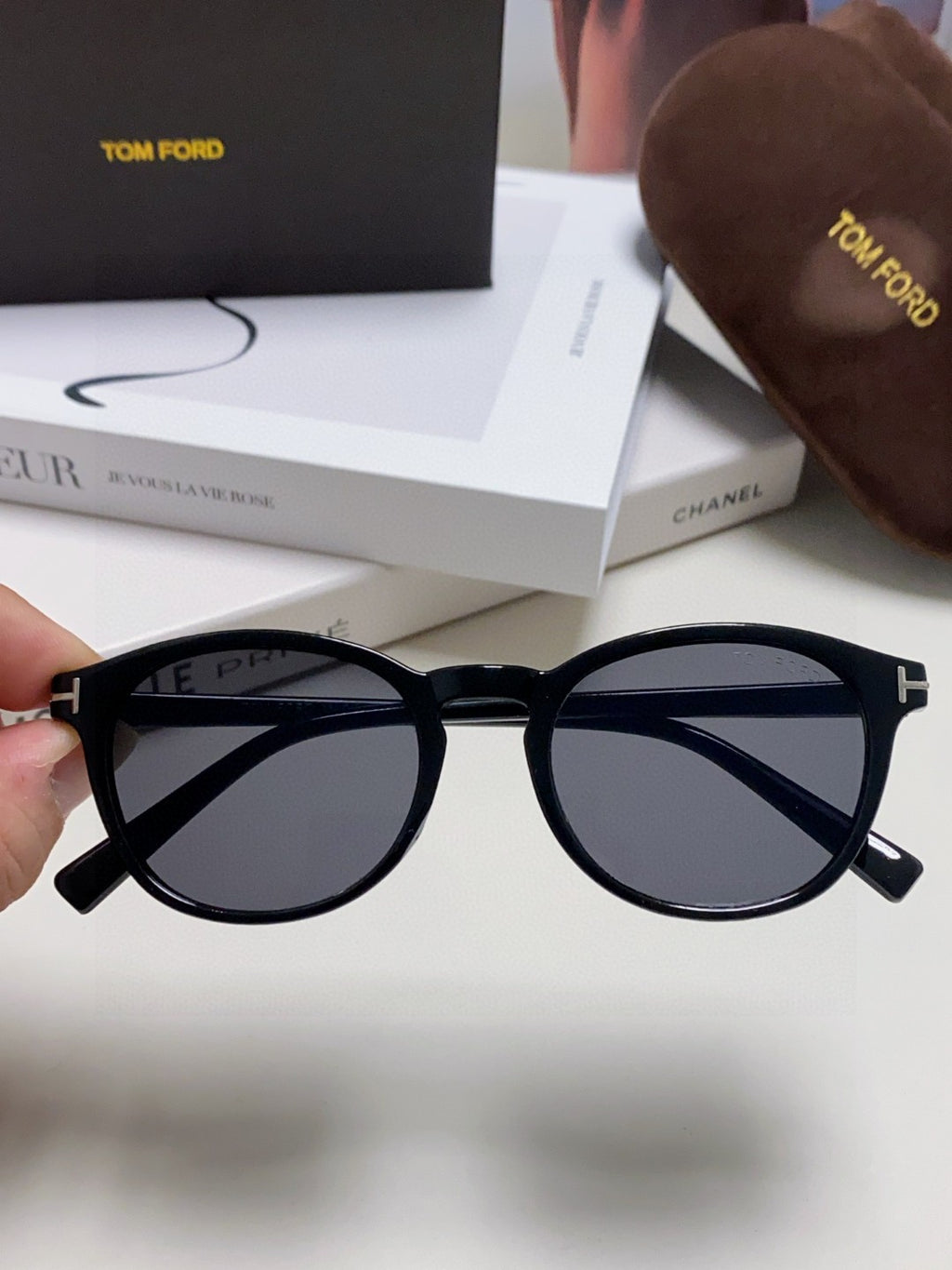 Tom Ford Polarized Round Black Lens Sunglasses for Men & Women - detail image 5