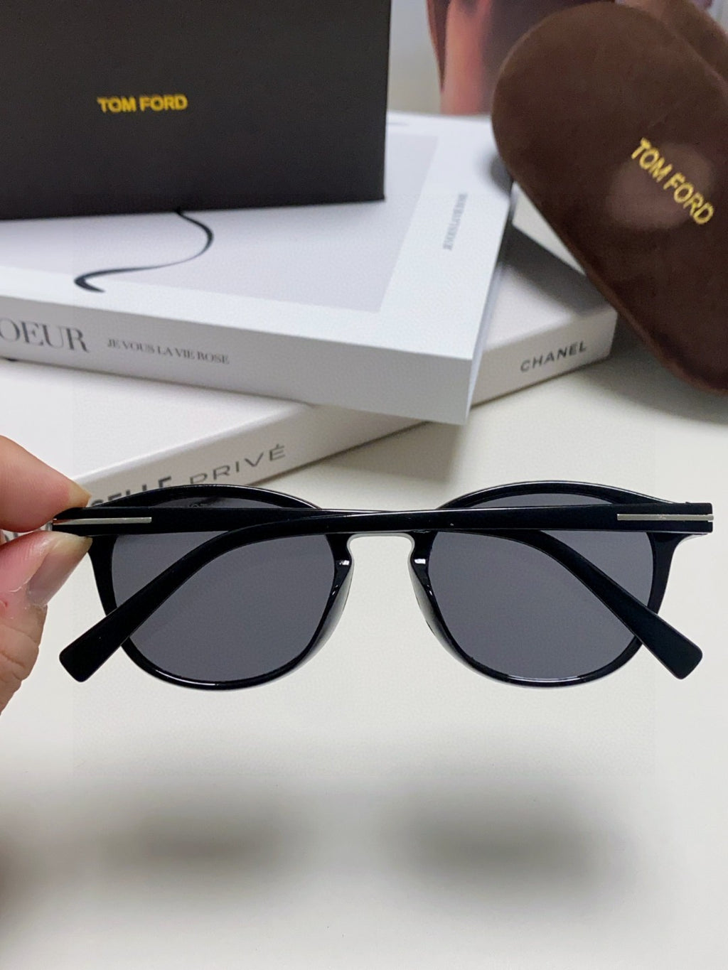 Tom Ford Polarized Round Black Lens Sunglasses for Men & Women - detail image 6