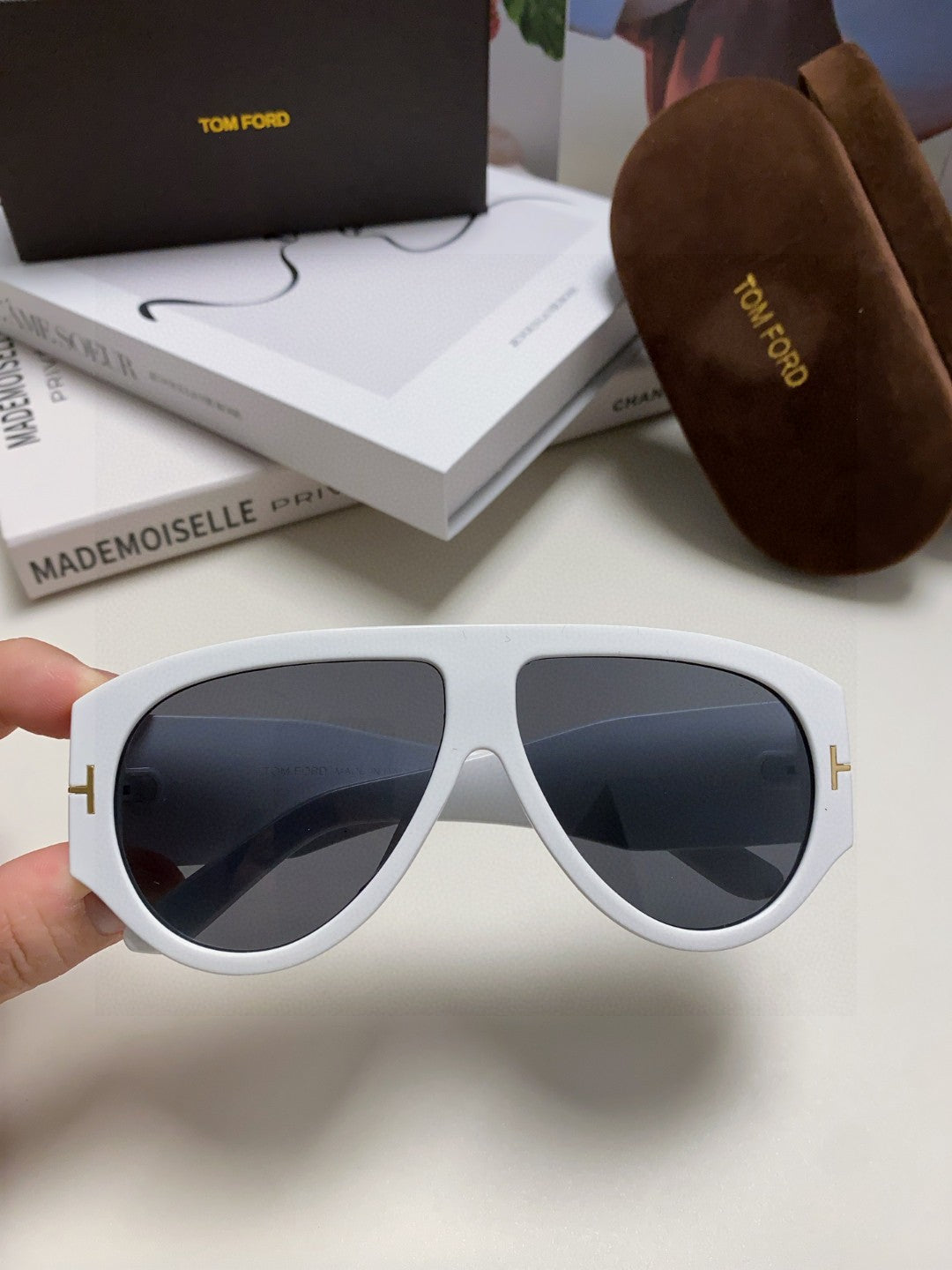 Tom Ford Aviator Black Lens Sunglasses for Men & Women - 935476 - detail image 3