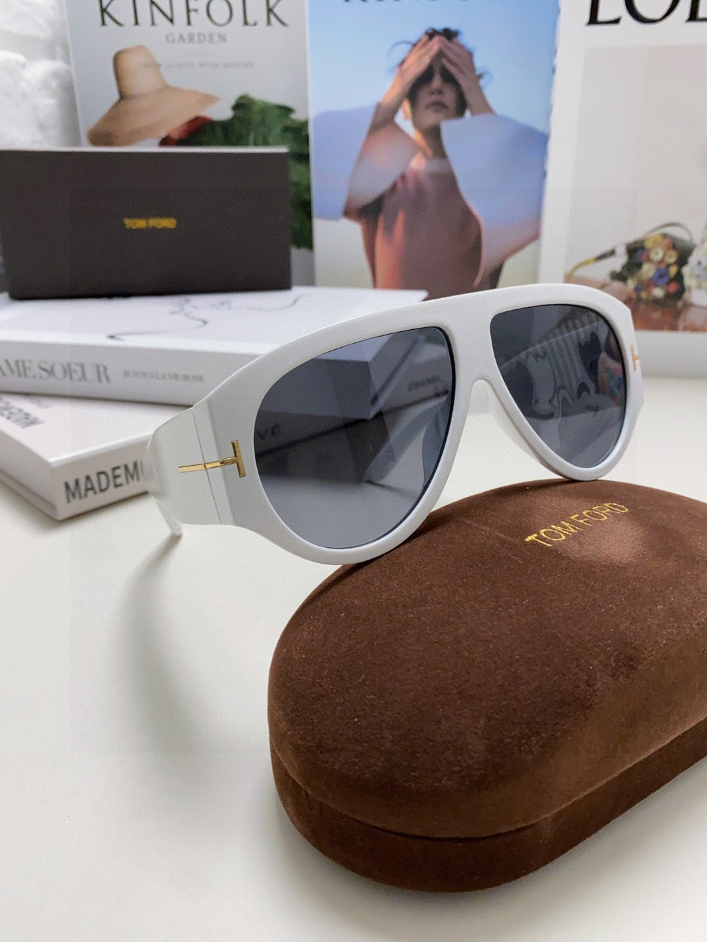 Tom Ford Aviator Black Lens Sunglasses for Men & Women - 372573 - detail image 6