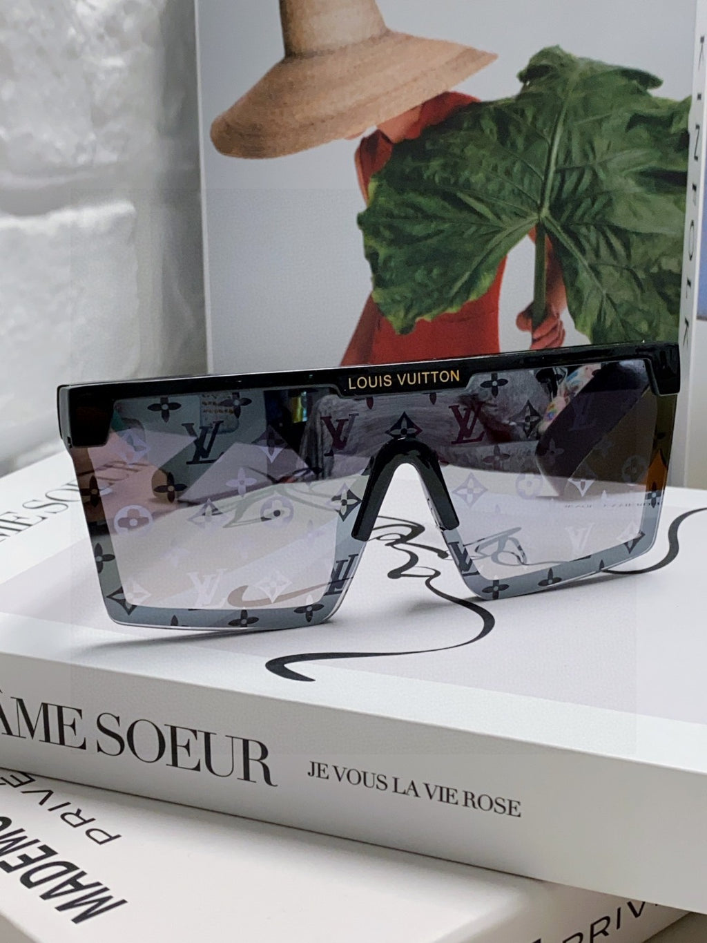 Louis Vuitton Fashion Gray Lens Sunglasses for Men