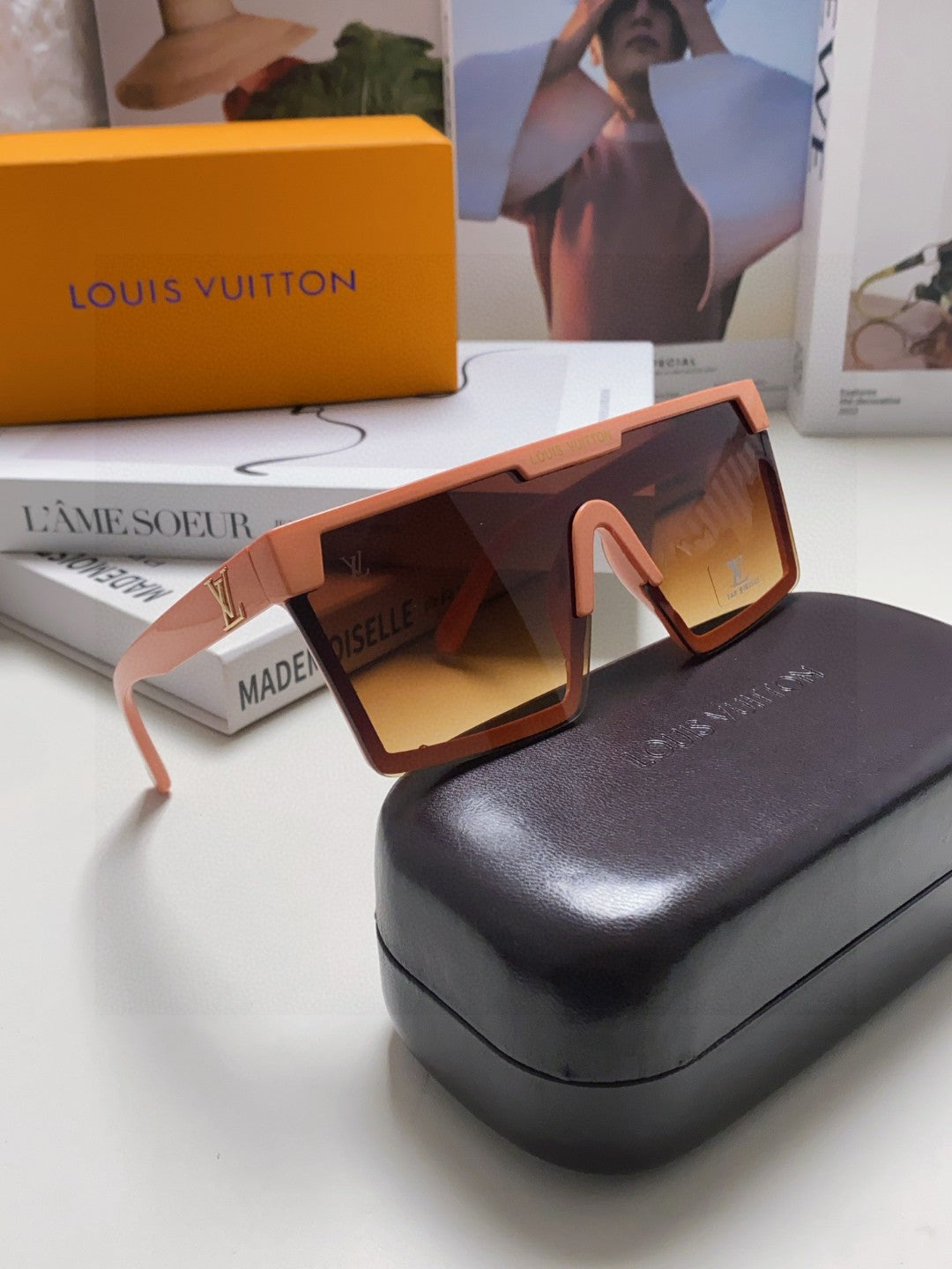 Louis Vuitton Fashion Red Lens Sunglasses for Men - detail image 7