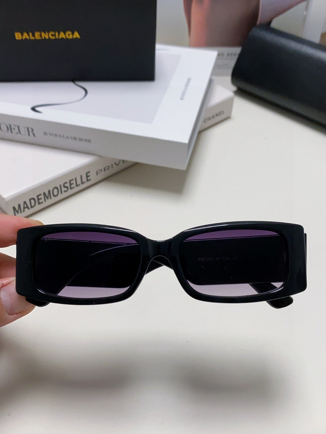 Balenciaga Fashion Silver Lens Sunglasses for Men & Women - 382916 - detail image 3