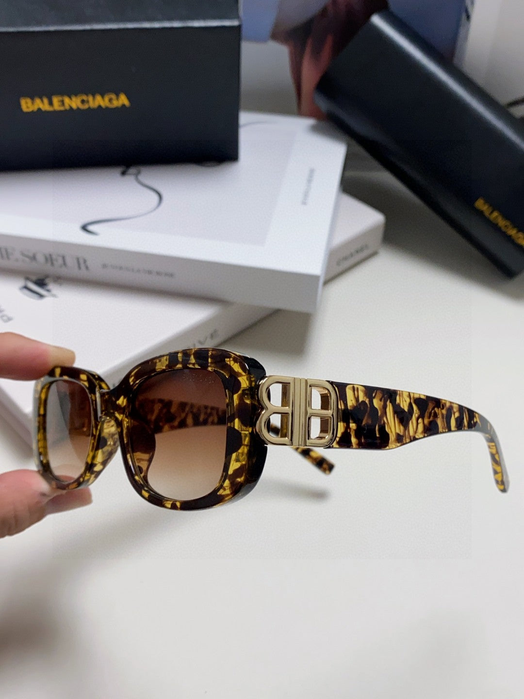 Balenciaga BB0310SK Slim Gray Lens Sunglasses for Men & Women - detail image 5