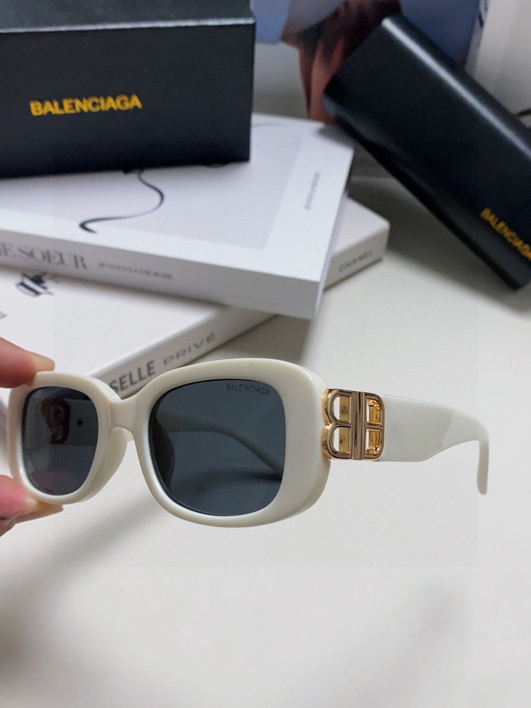 Balenciaga BB0310SK Slim Red Lens Sunglasses for Men & Women - detail image 5