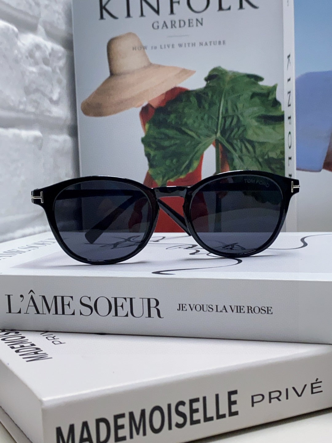 Tom Ford Polarized Round Black Lens Sunglasses for Men & Women - detail image 3