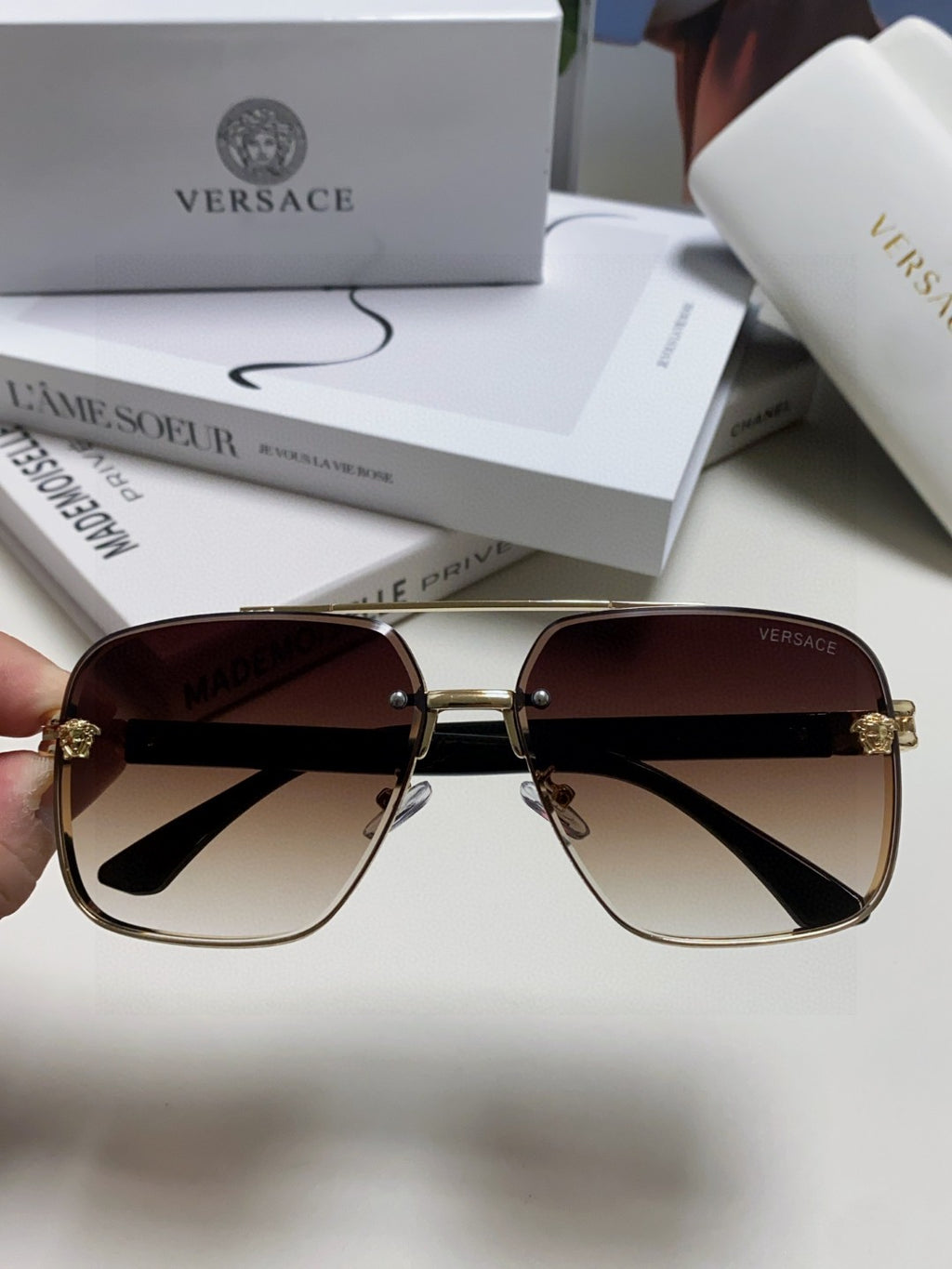 Versace Polarized Fashion Gray Lens Sunglasses for Men - detail image 3