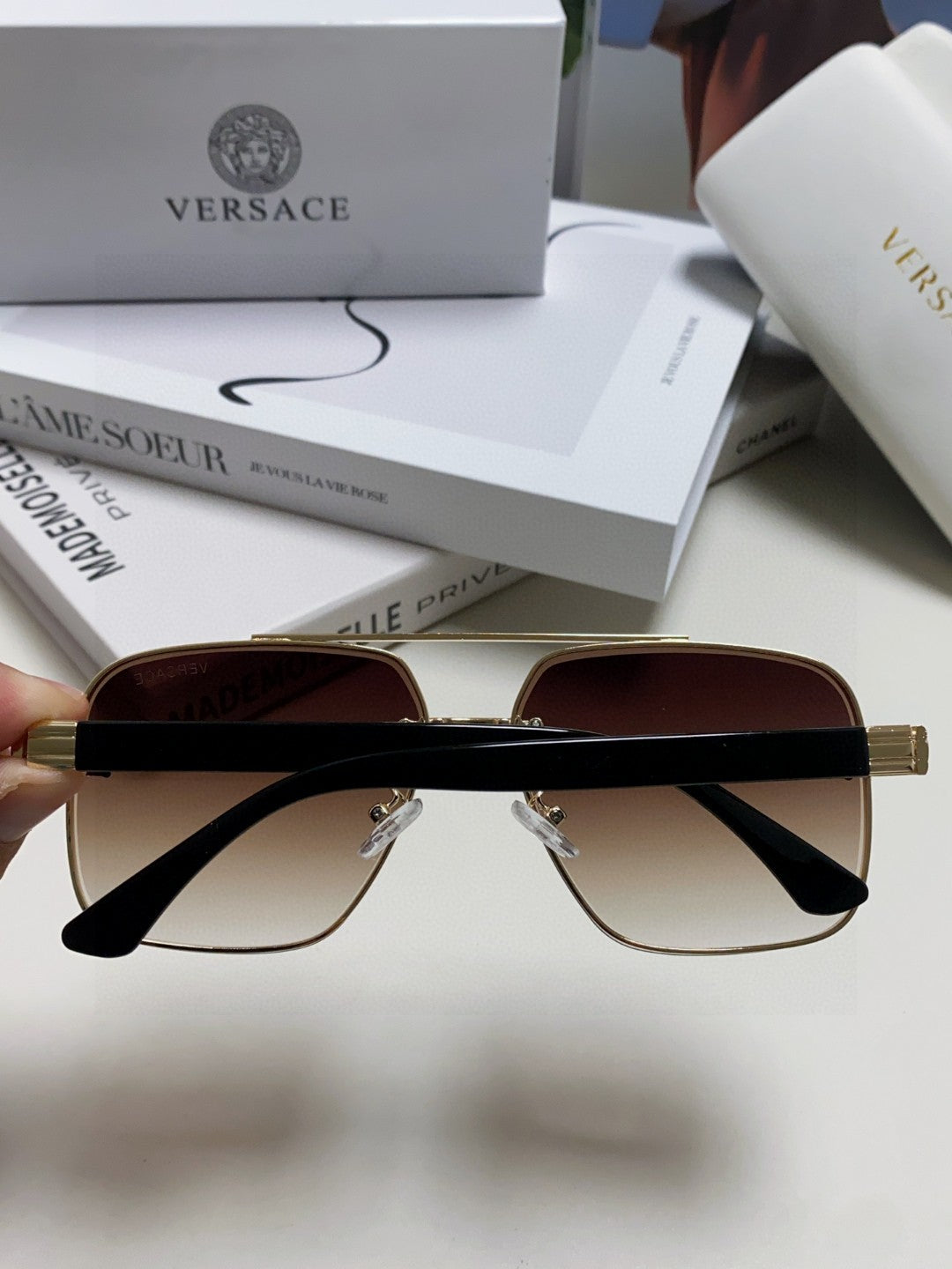 Versace Polarized Fashion Gray Lens Sunglasses for Men - detail image 4