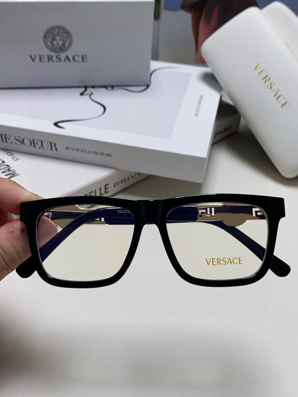 Versace Acetate Fashion Gray Lens Sunglasses for Men & Women - detail image 3