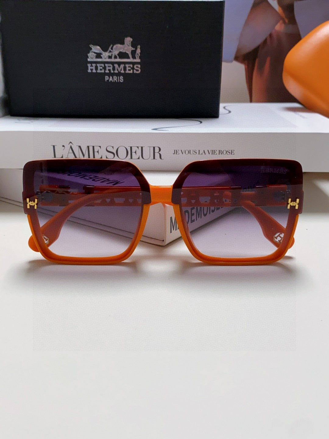 Hermès Fashion Red Lens Sunglasses for Women - detail image 6
