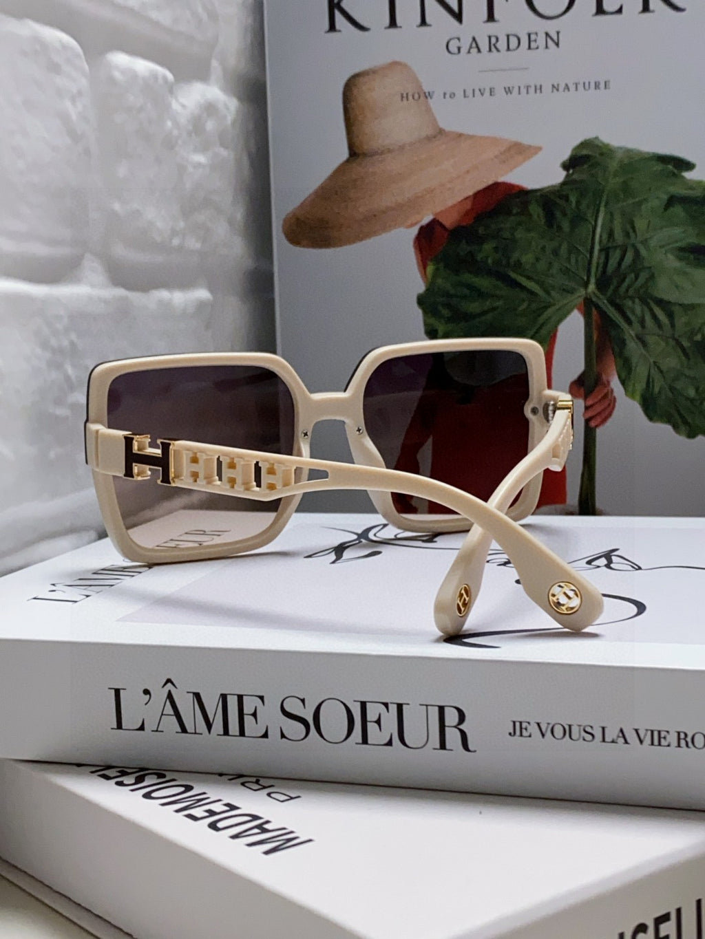 Hermès Fashion Gray Lens Sunglasses for Women - detail image 2