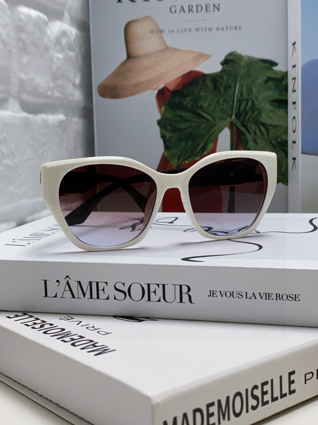 Louis Vuitton Acetate Fashion Gray Lens Sunglasses for Women - 398167