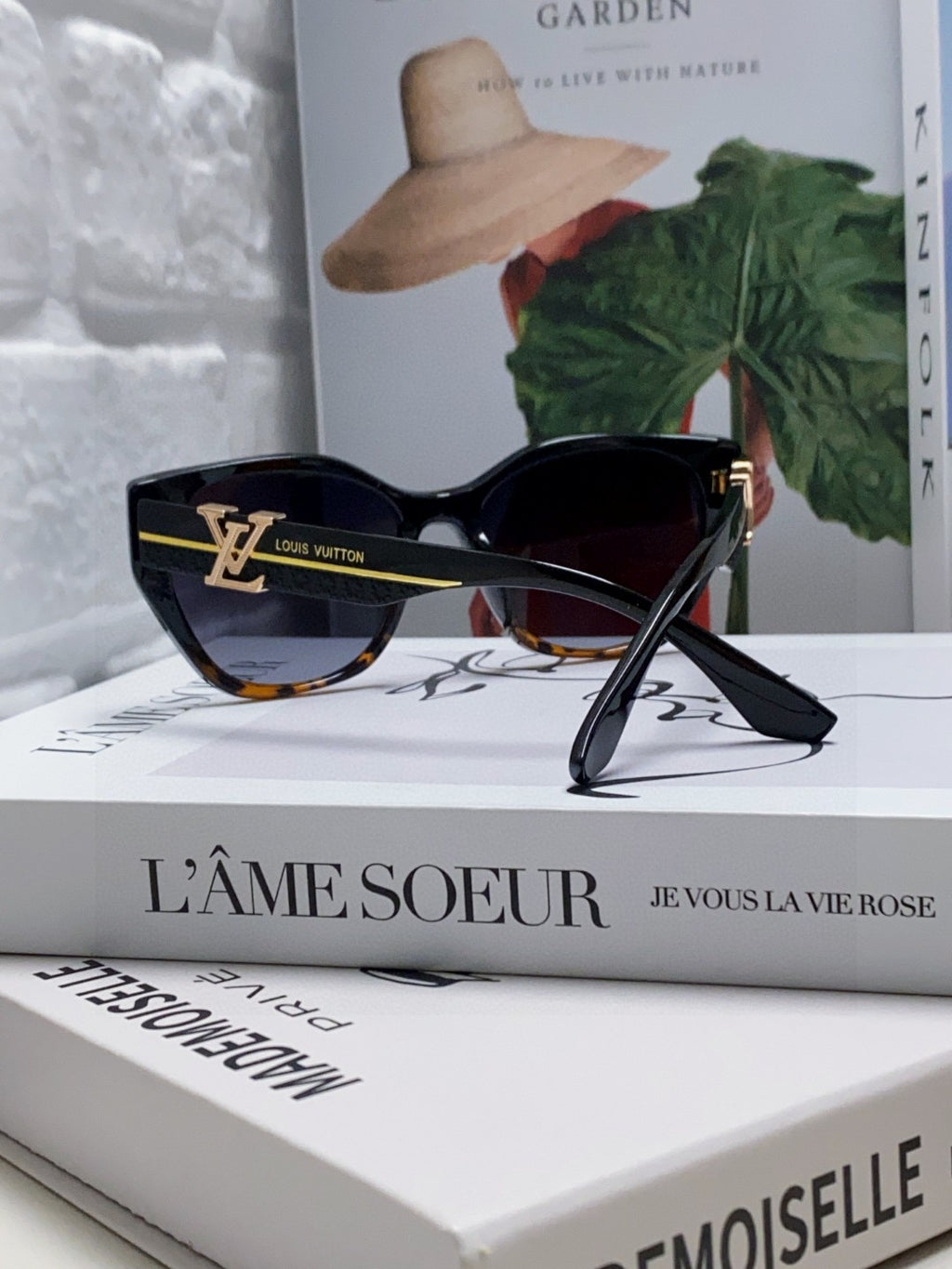 Louis Vuitton Acetate Fashion Gray Lens Sunglasses for Women - detail image 2