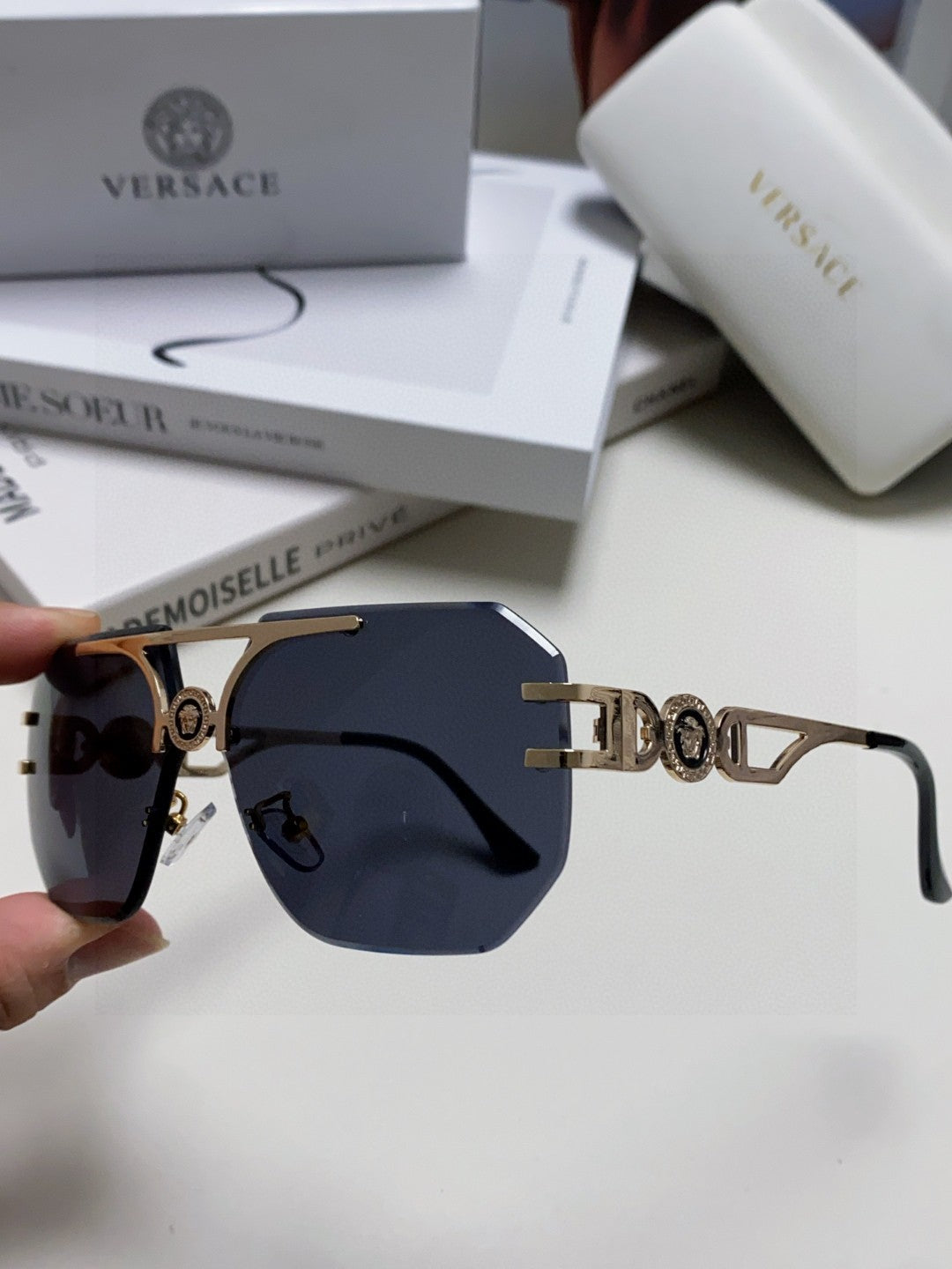 Versace Square Blue Lens Sunglasses for Men & Women - 158636 - detail image 4