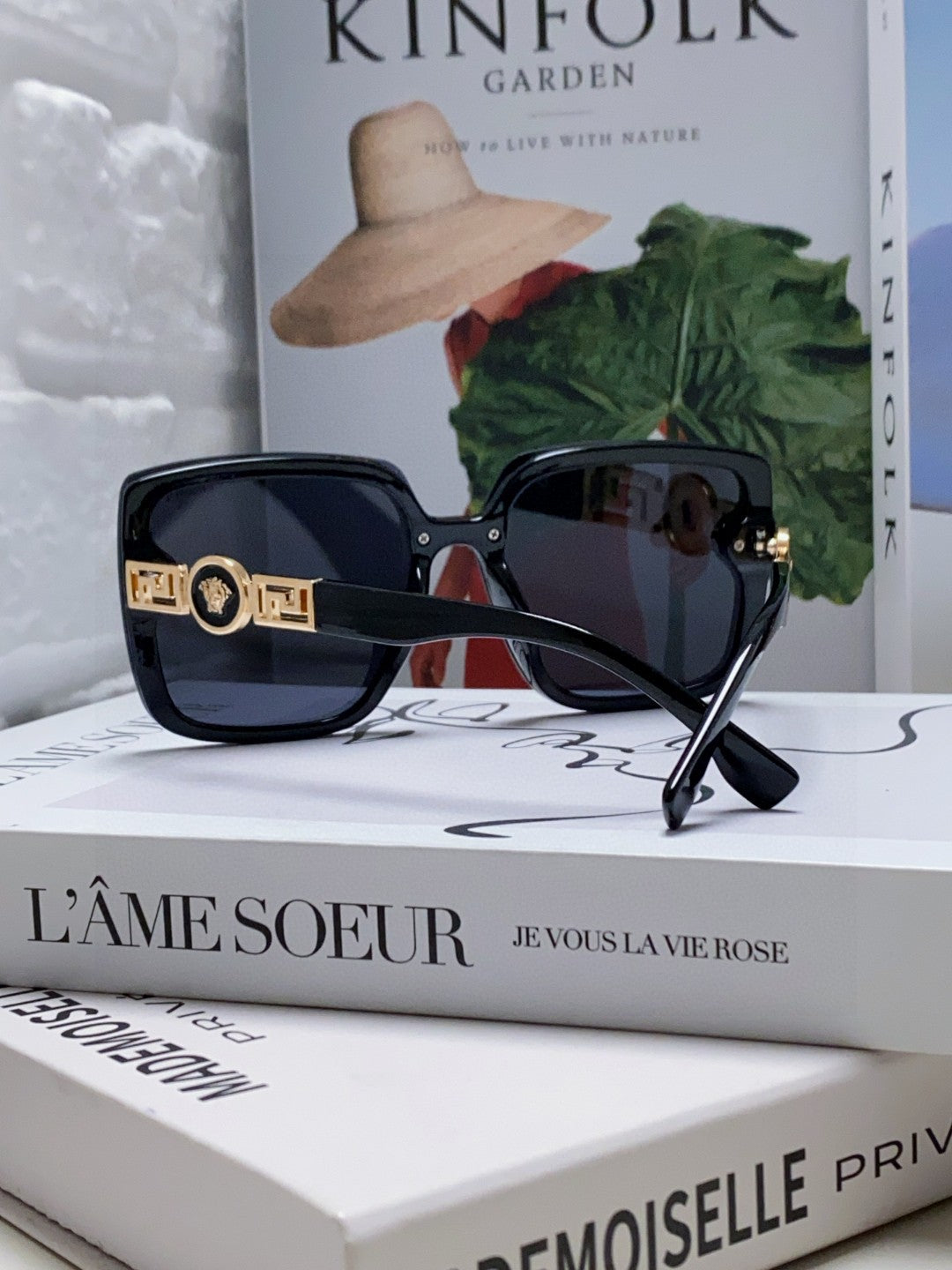 Versace Polarized Fashion Black Lens Sunglasses for Men & Women - 432810 - detail image 2