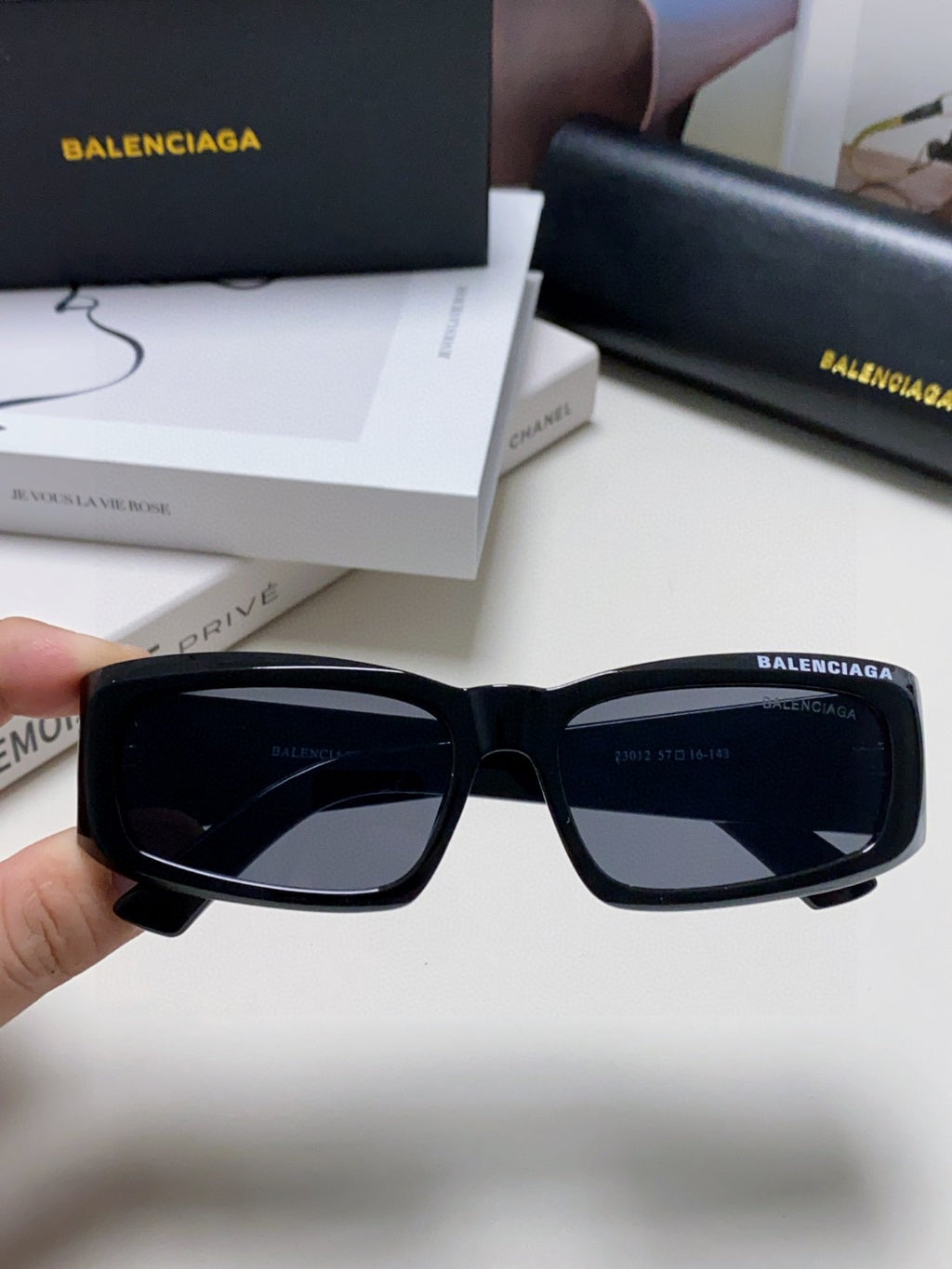 Balenciaga Square Gray Lens Sunglasses for Men & Women - detail image 5