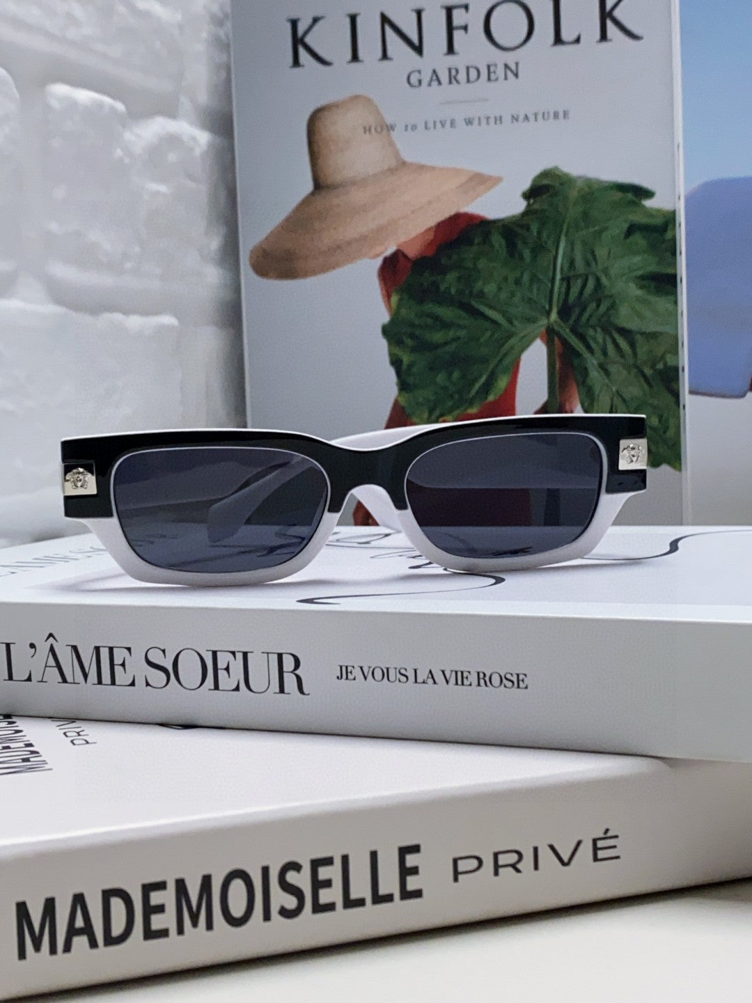 Versace 0VE4465F Rectangular Black Lens Sunglasses for Men & Women - 416352 - detail image 3