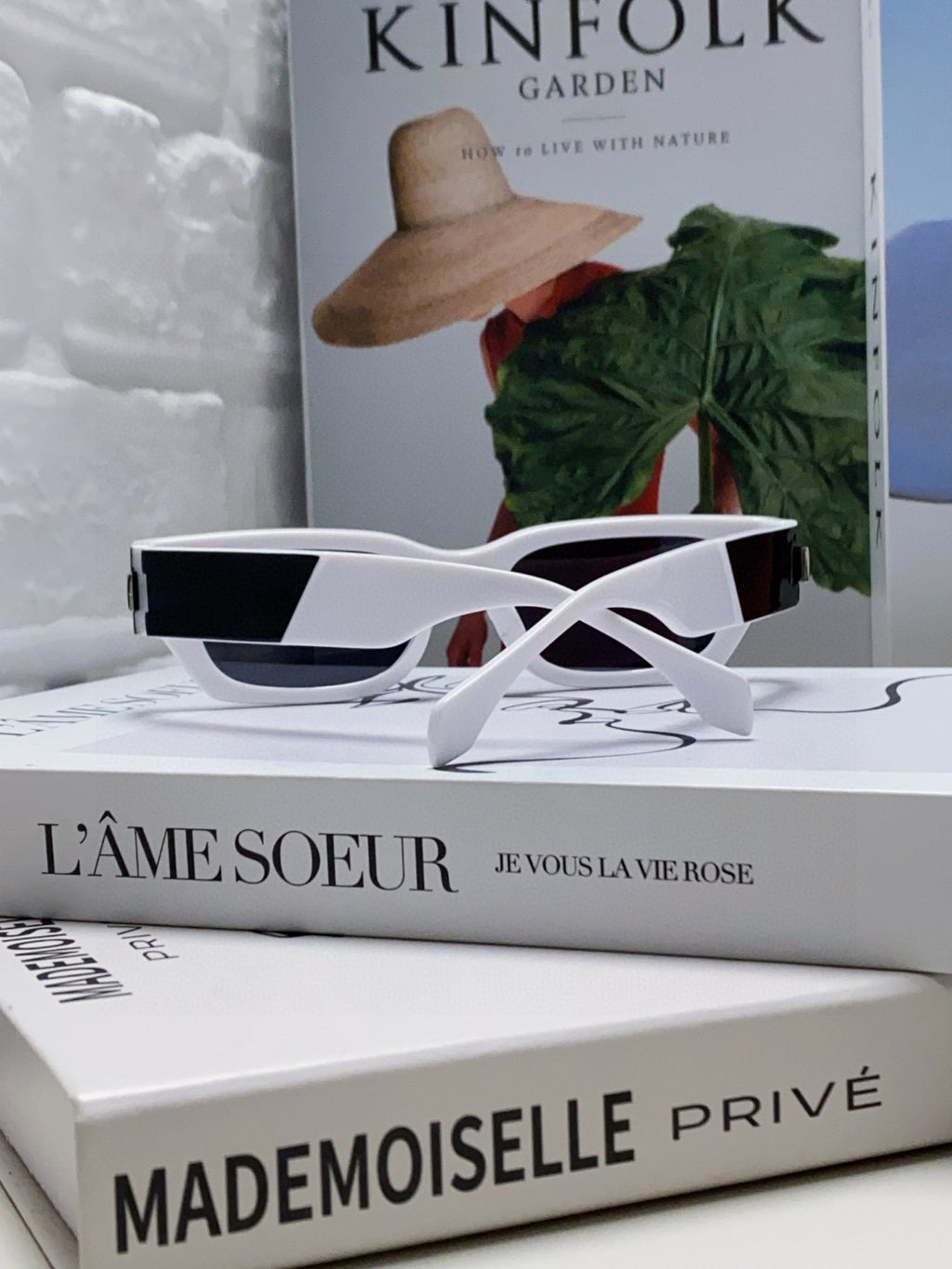 Versace 0VE4465F Rectangular Black Lens Sunglasses for Men & Women - 416352 - detail image 4