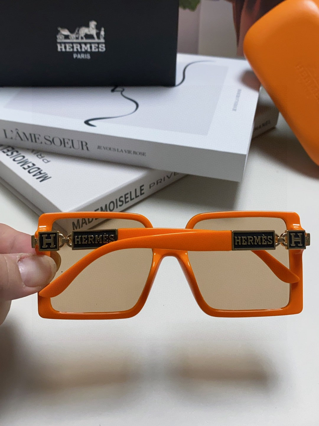 Hermès Square Brown Lens Sunglasses for Women - detail image 4