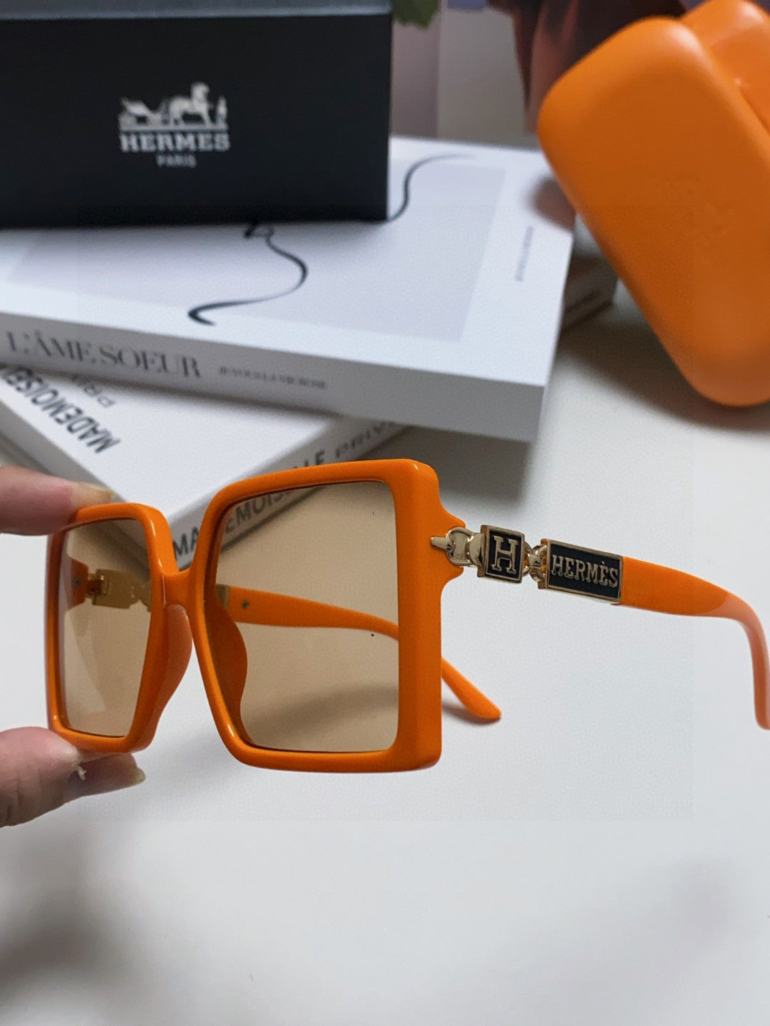 Hermès Square Brown Lens Sunglasses for Women - 416514 - detail image 5