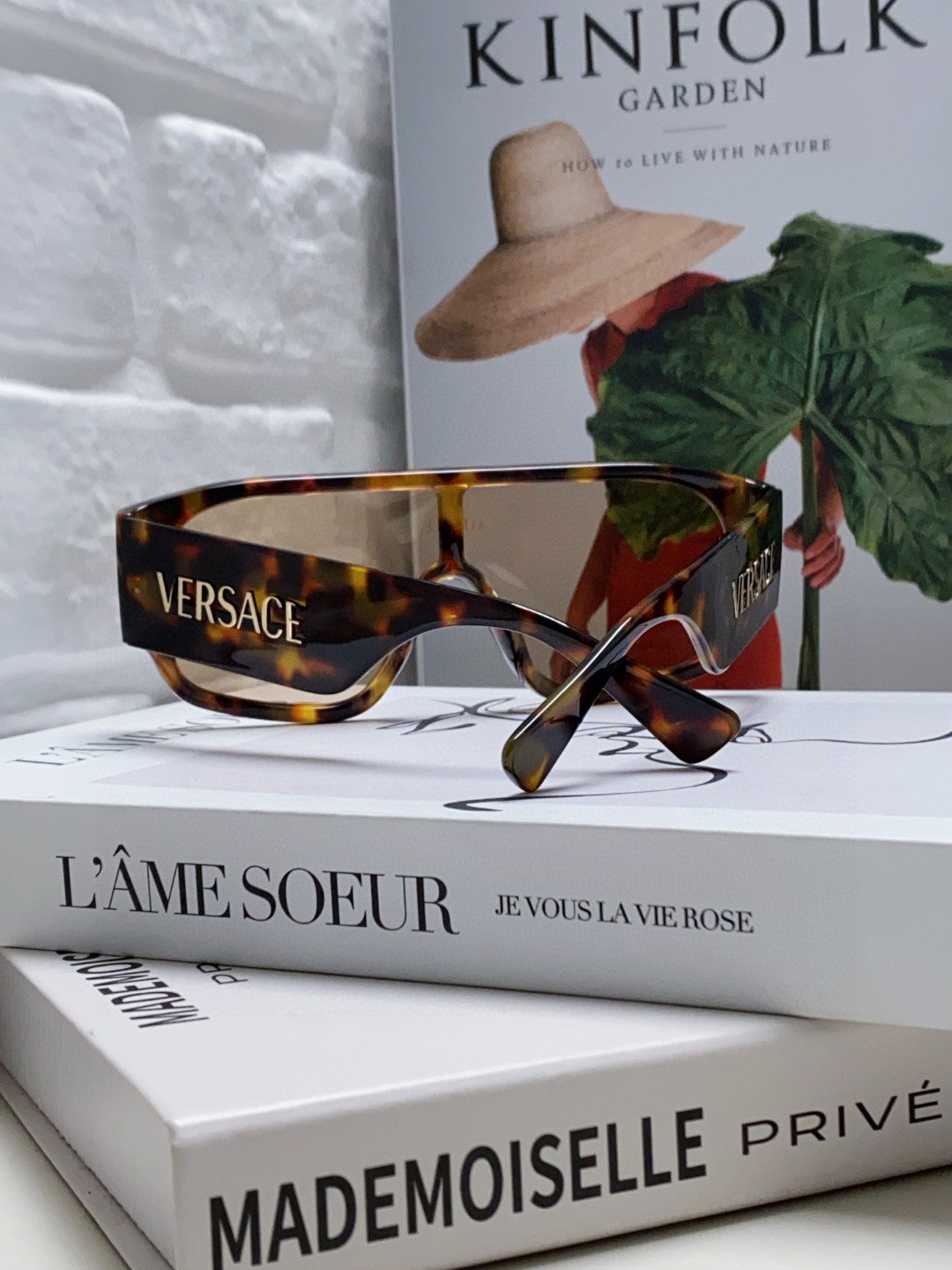 Versace Aviator Gold Lens Sunglasses for Men & Women - 449857 - detail image 4