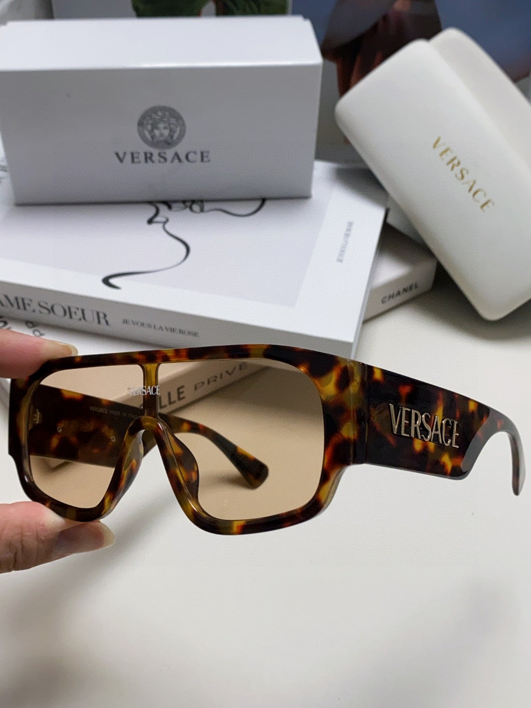 Versace Aviator Gold Lens Sunglasses for Men & Women - 449857 - detail image 7