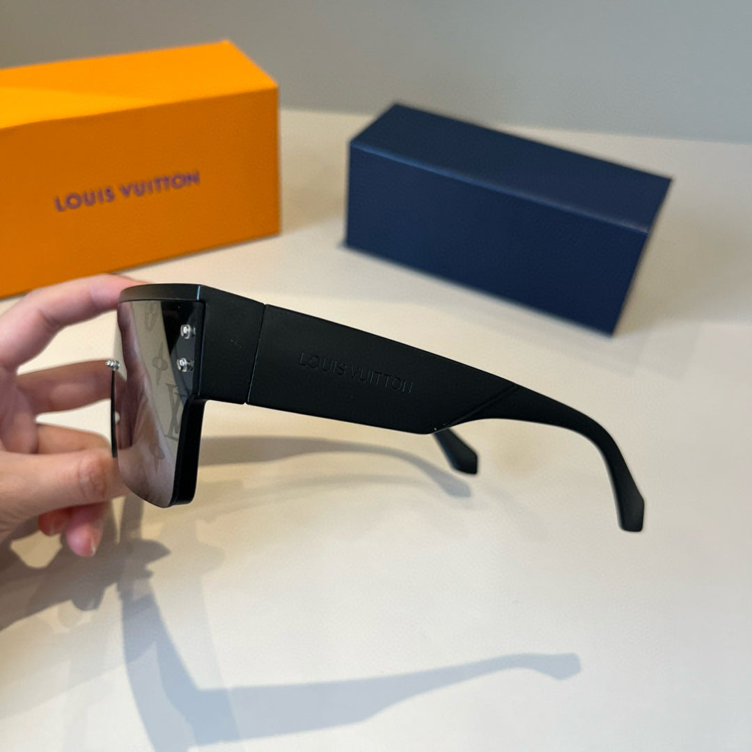 Louis Vuitton Fashion Gray Lens Sunglasses for Men & Women - 371293 - detail image 4