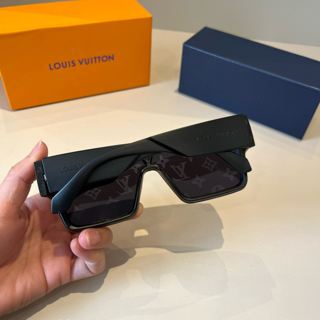 Louis Vuitton Fashion Gray Lens Sunglasses for Men & Women - 371293 - detail image 6