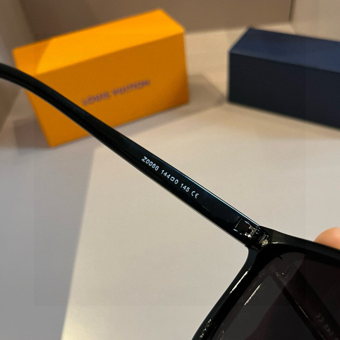 Louis Vuitton Fashion Gold Lens Sunglasses for Men & Women - 371295 - detail image 9