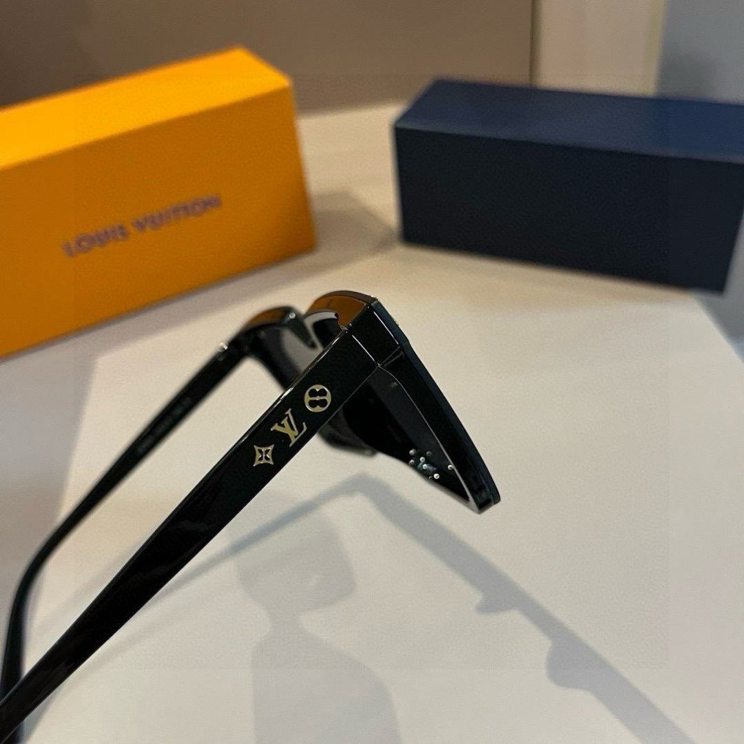 Louis Vuitton Fashion Gold Lens Sunglasses for Men & Women - 371296 - detail image 2