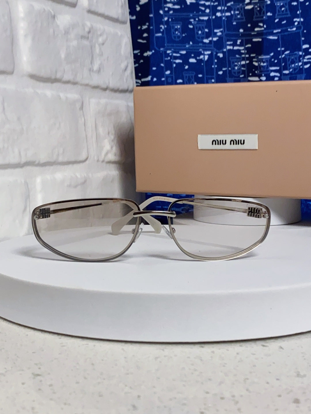 Miu Miu Fashion Pink Lens Sunglasses for Men & Women - 399169 - detail image 3