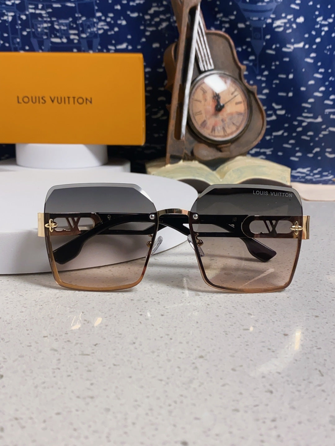 Louis Vuitton Metal Square Silver Lens Sunglasses for Men & Women - 414897 - detail image 8