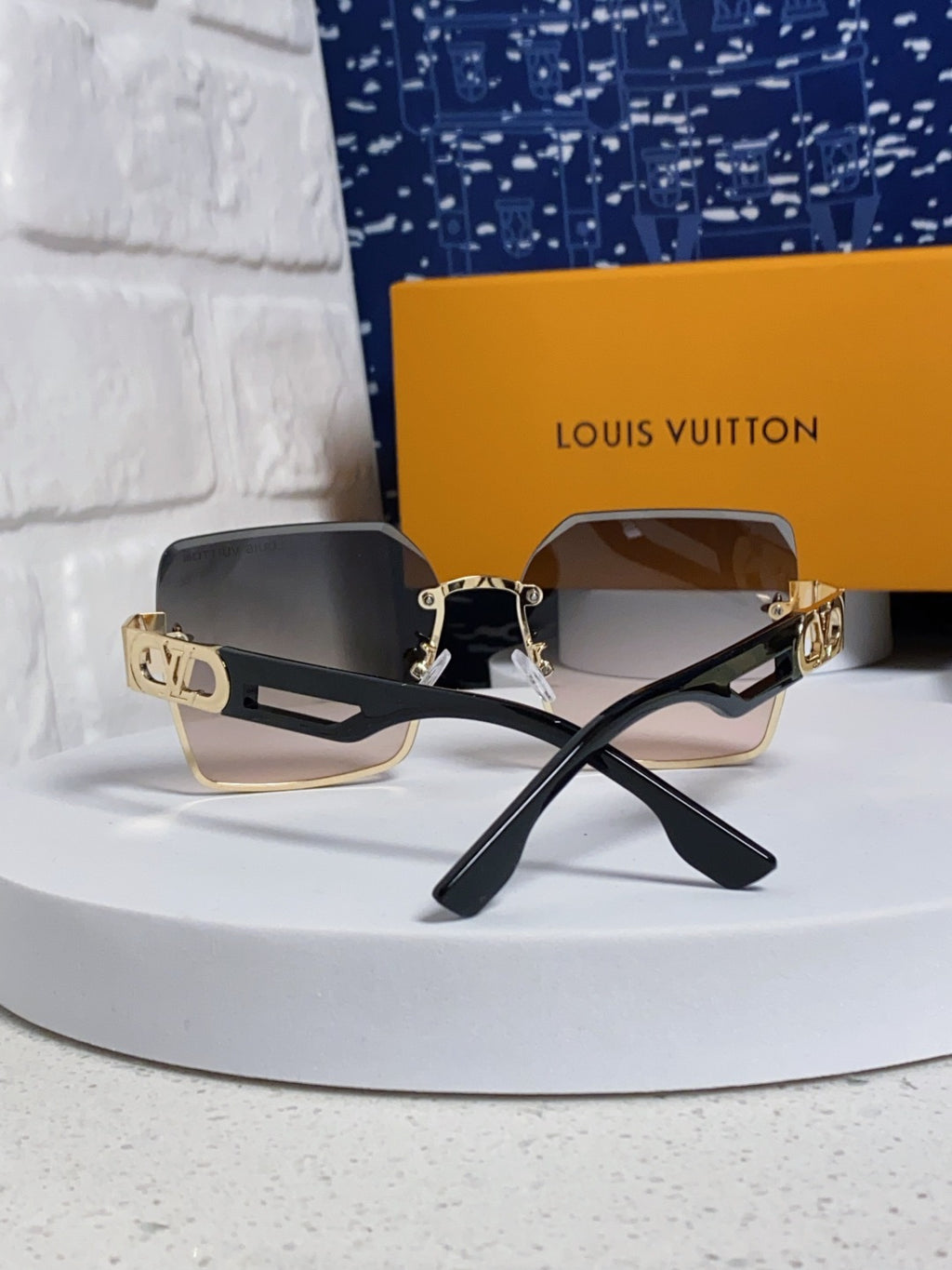 Louis Vuitton Metal Square Silver Lens Sunglasses for Men & Women - 414897 - detail image 2