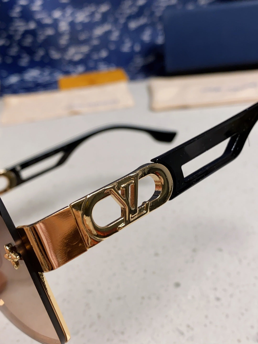 Louis Vuitton Metal Square Silver Lens Sunglasses for Men & Women - 414897 - detail image 6