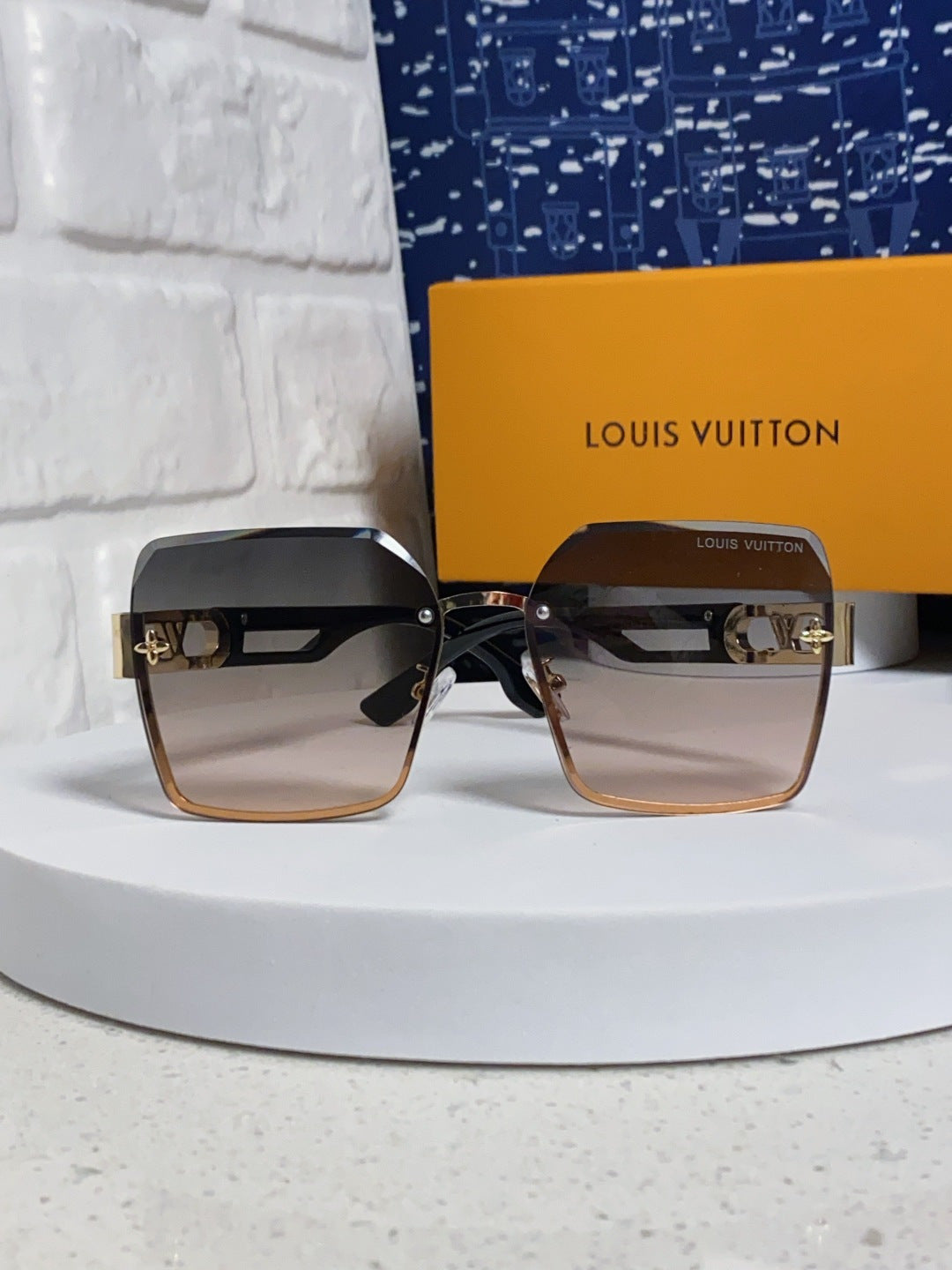 Louis Vuitton Metal Square Silver Lens Sunglasses for Men & Women - 414897