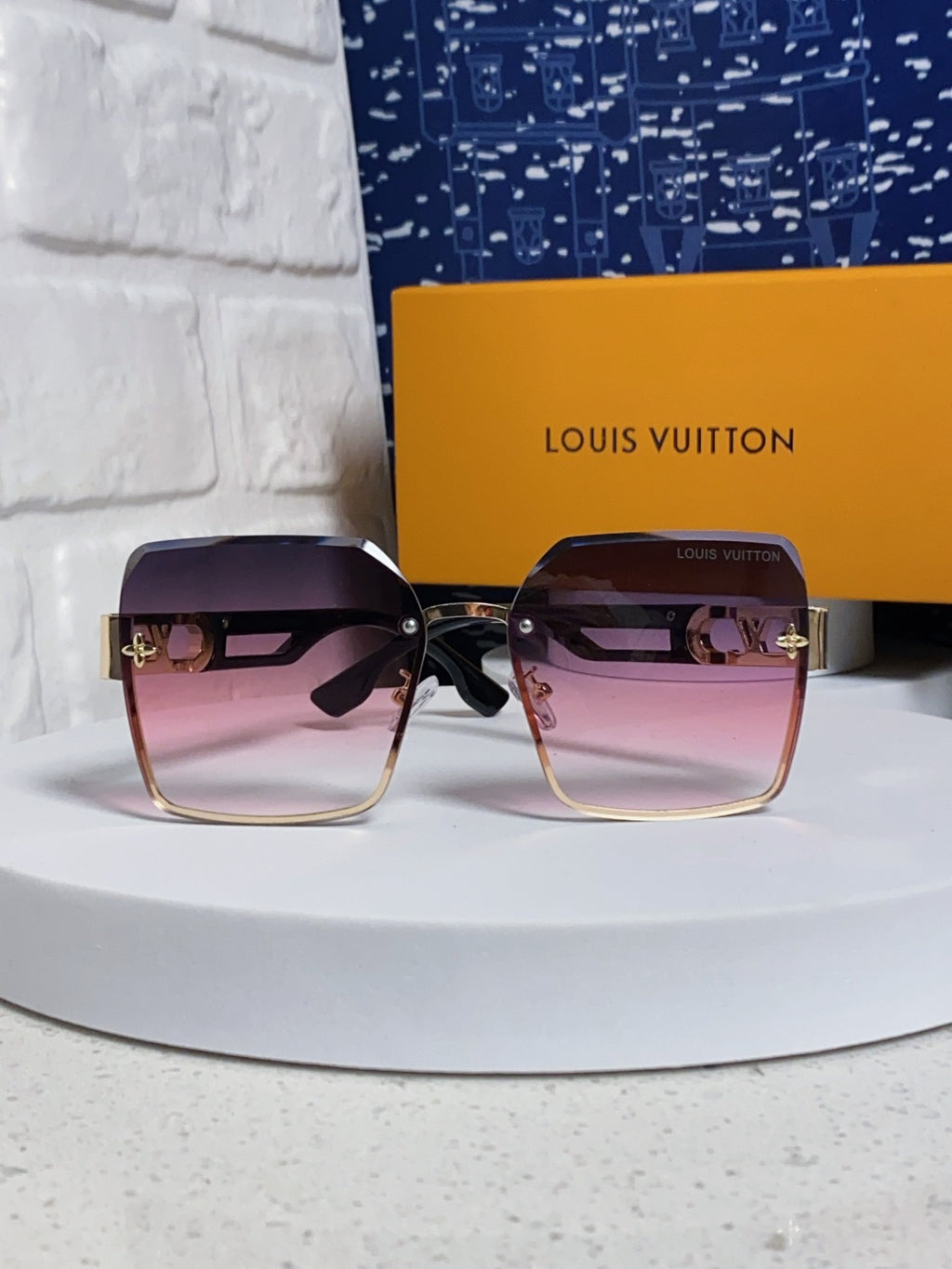Louis Vuitton Metal Square Purple Lens Sunglasses for Men & Women - detail image 2