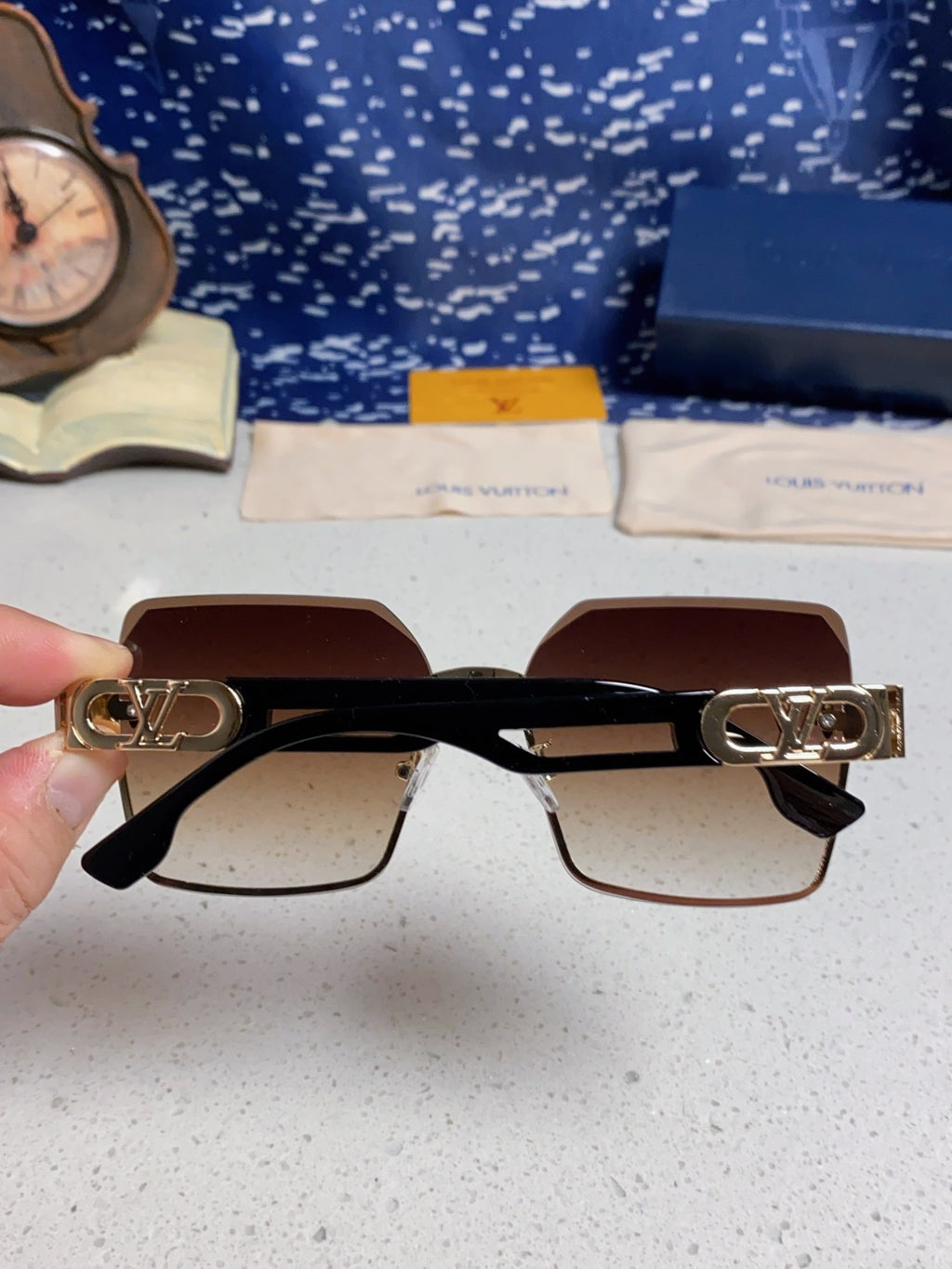 Louis Vuitton Metal Square Brown Lens Sunglasses for Men & Women - 414899 - detail image 5