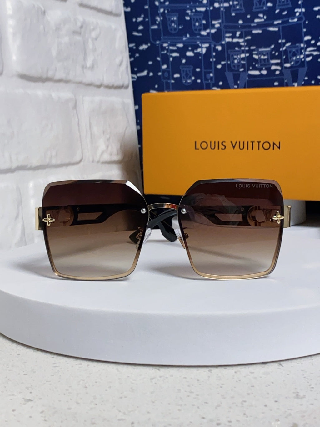 Louis Vuitton Metal Square Brown Lens Sunglasses for Men & Women - 414899 - detail image 2