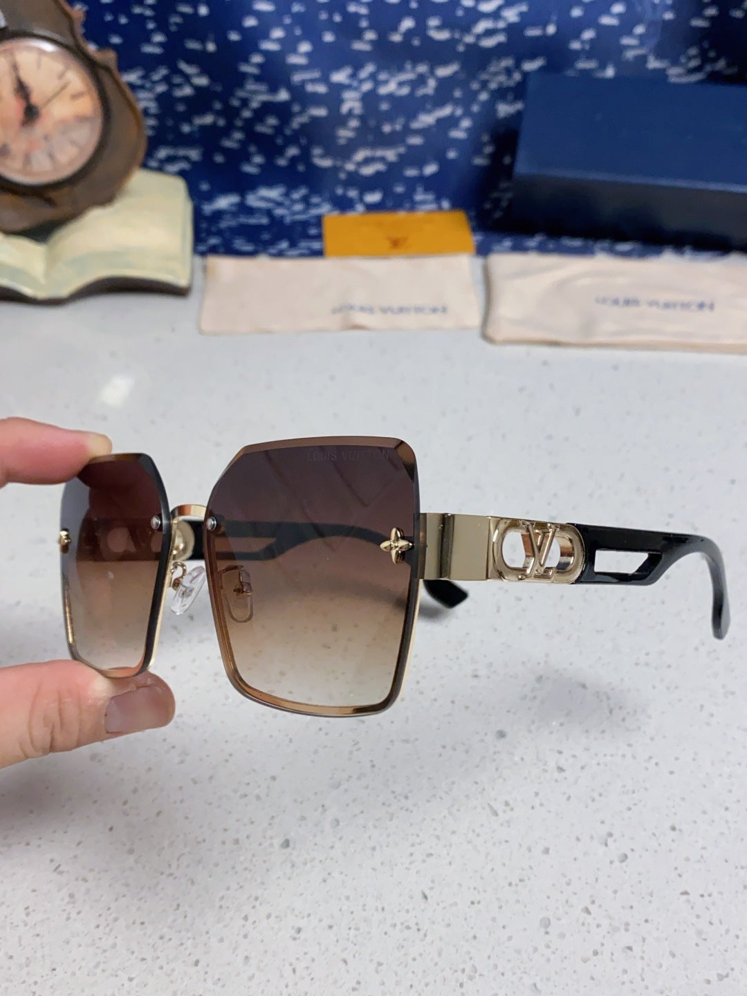 Louis Vuitton Metal Square Brown Lens Sunglasses for Men & Women - 414899 - detail image 6