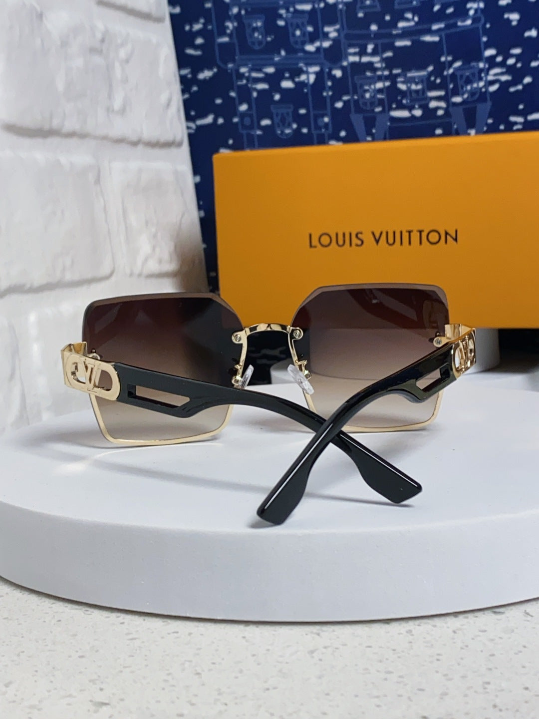 Louis Vuitton Metal Square Brown Lens Sunglasses for Men & Women - 414899 - detail image 3