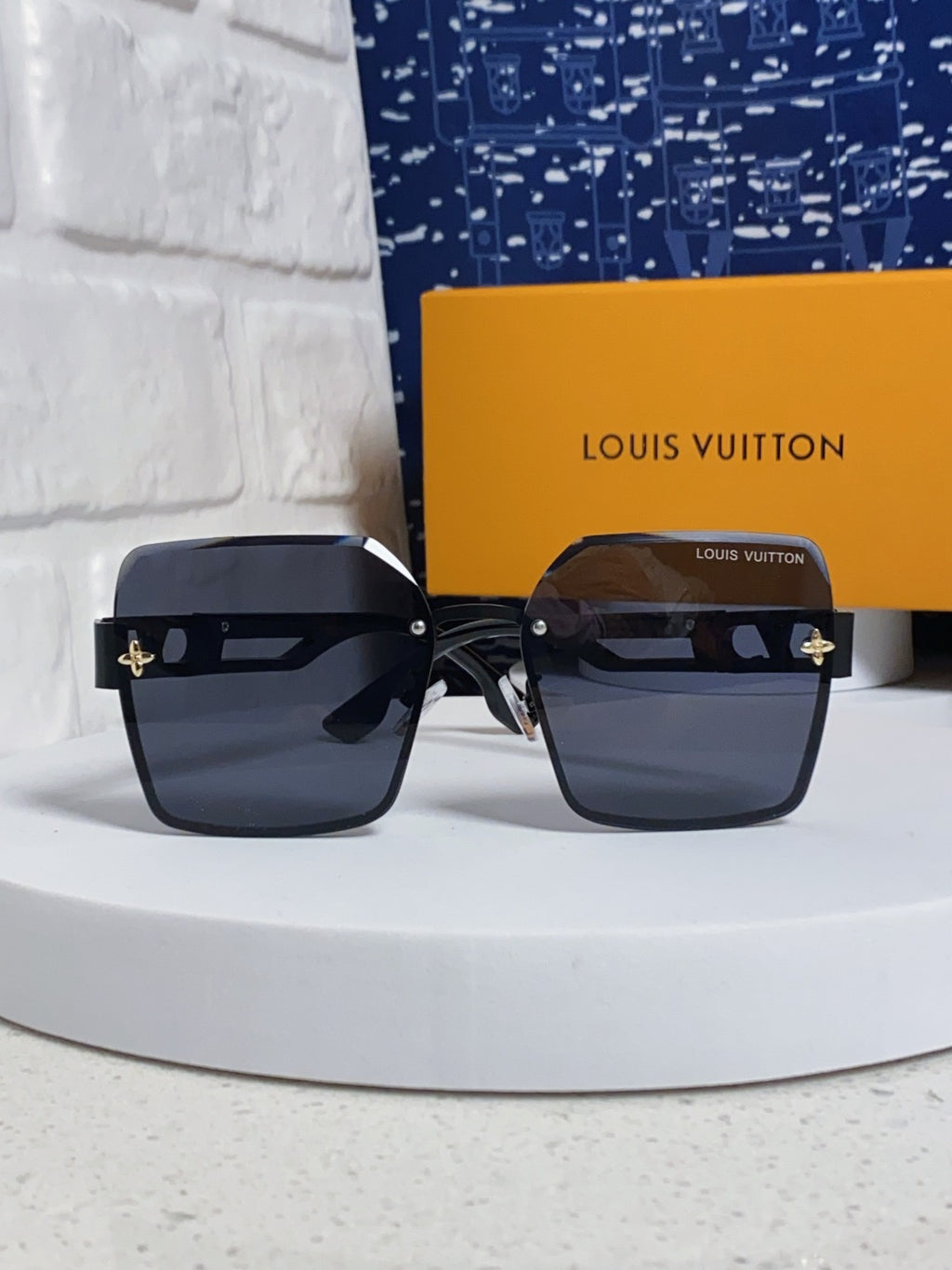 Louis Vuitton Metal Square Silver Lens Sunglasses for Men & Women - 414902 - detail image 2