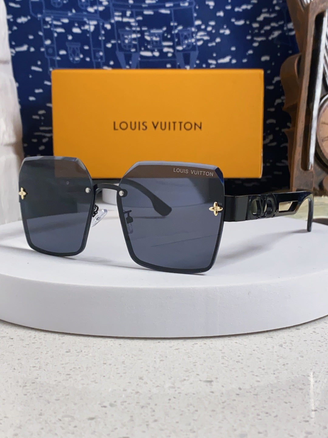 Louis Vuitton Metal Square Silver Lens Sunglasses for Men & Women - 414902
