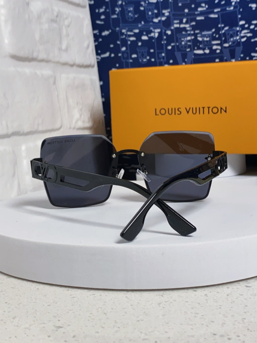 Louis Vuitton Metal Square Silver Lens Sunglasses for Men & Women - 414902 - detail image 3