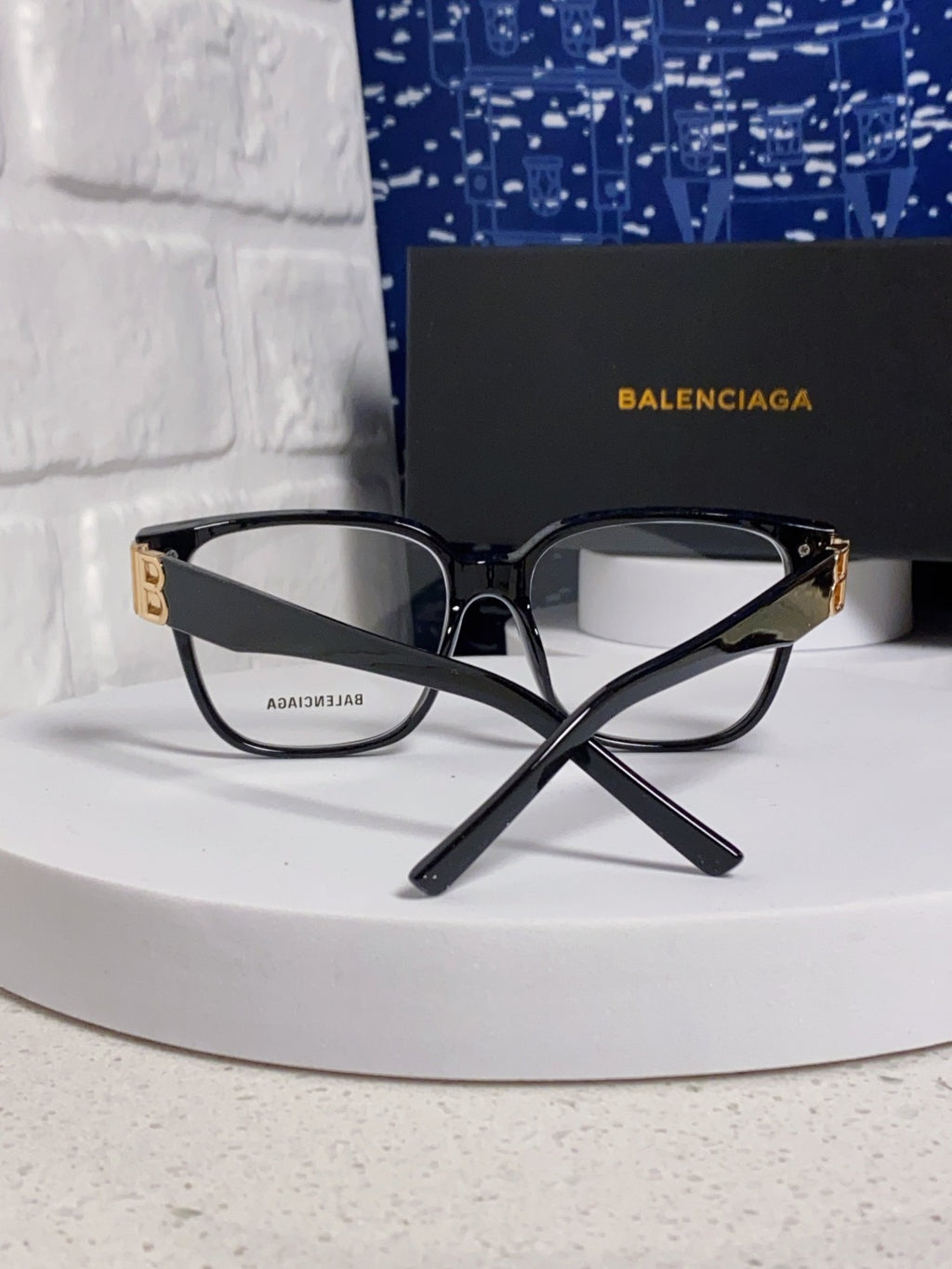 Balenciaga Folding Square Gold Lens Sunglasses for Men & Women - 449647 - detail image 4