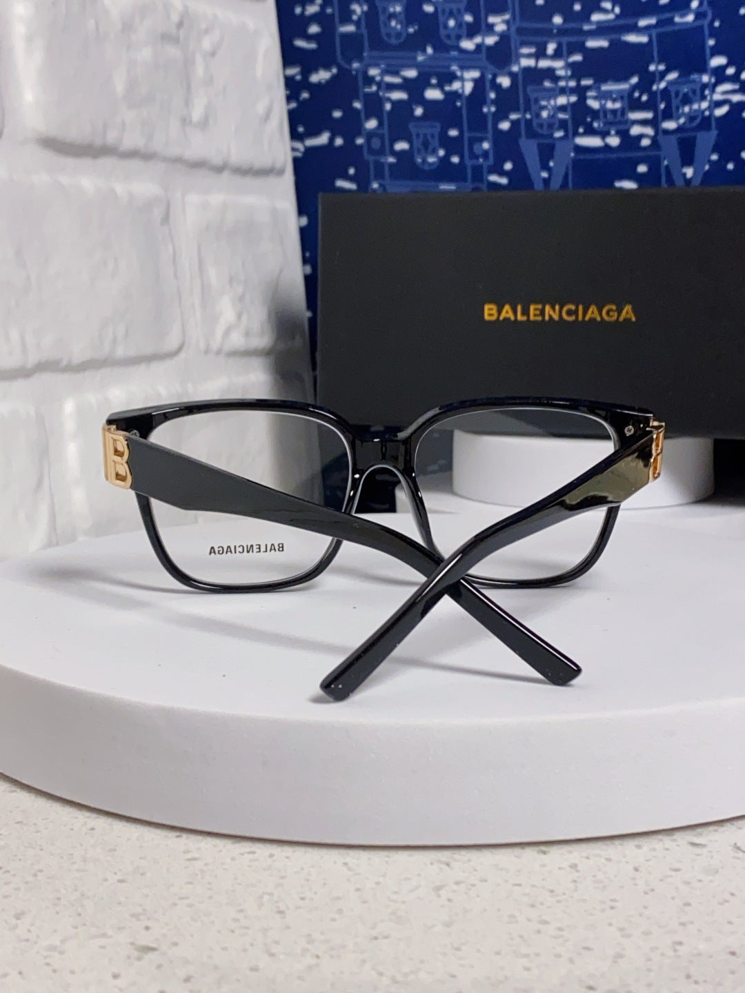 Balenciaga Folding Square Gold Lens Sunglasses for Men & Women - 449647 - detail image 4