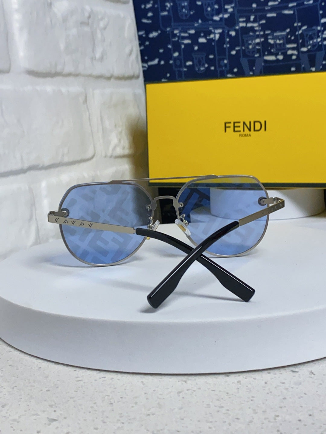Fendi Lightweight Rimless Blue Lens Sunglasses for Men & Women - 449833 - detail image 3