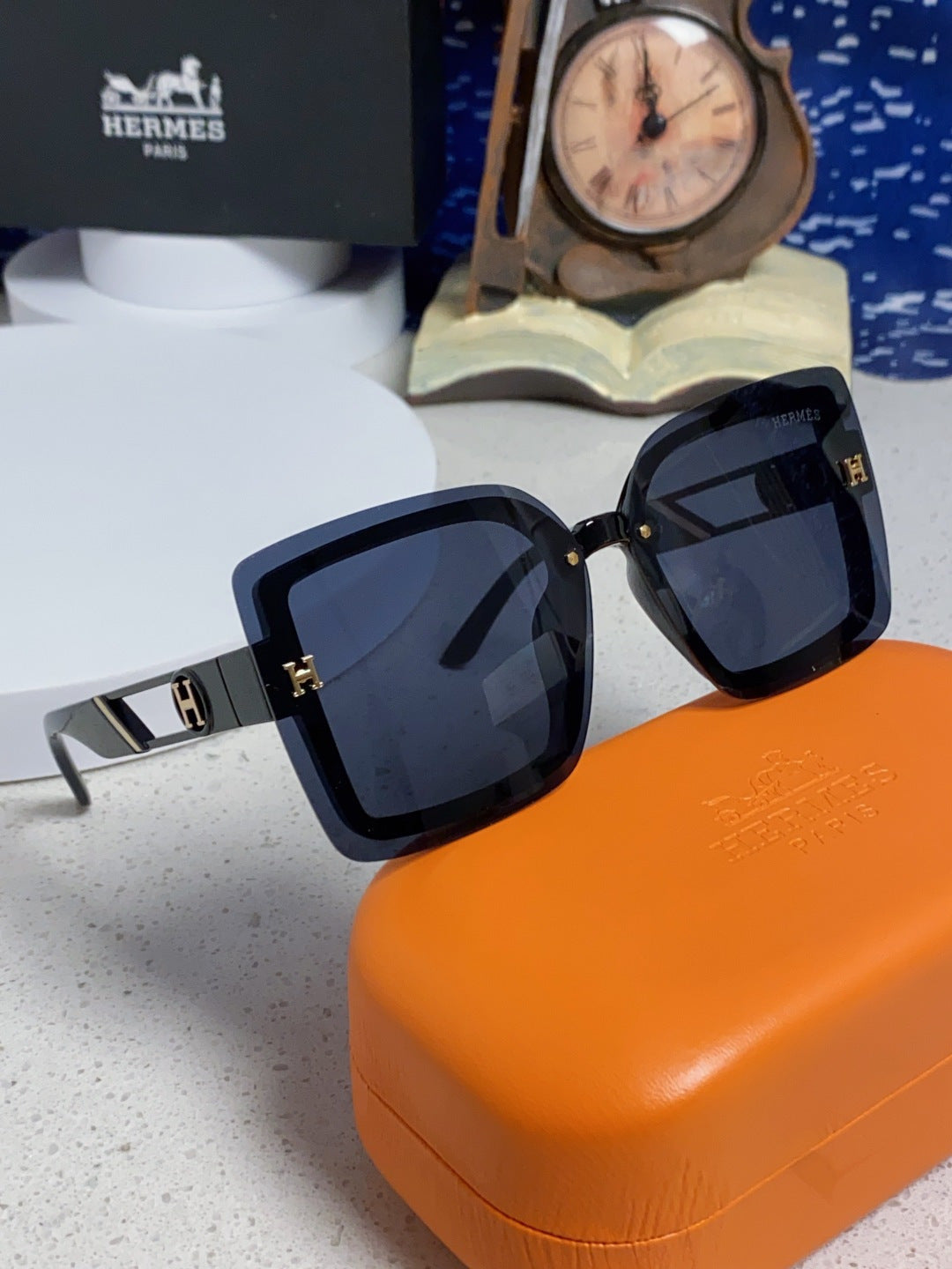 Hermès Square Blue Lens Sunglasses for Women - detail image 10
