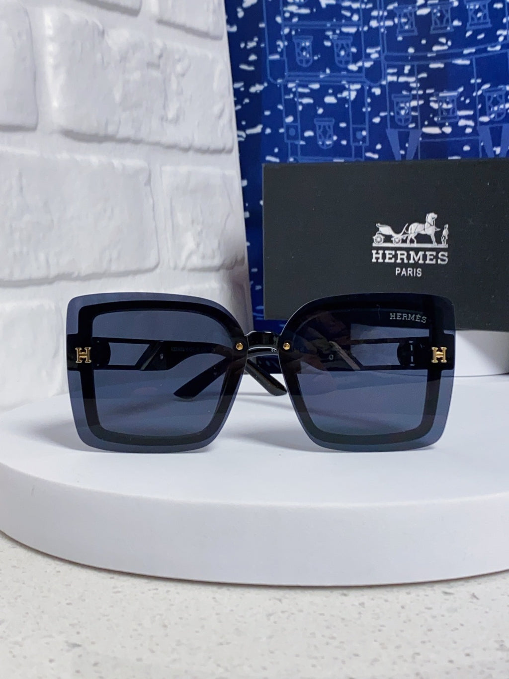 Hermès Square Blue Lens Sunglasses for Women - detail image 2