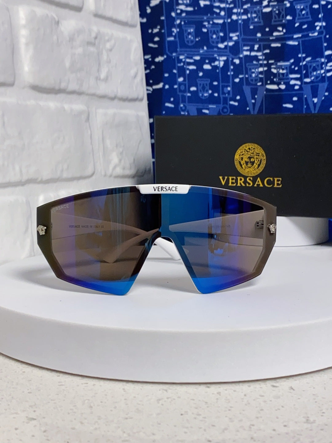 Versace Square Blue Lens Sunglasses for Men & Women - detail image 2